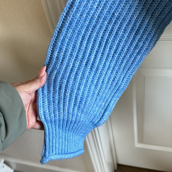 Sweater - Picture 4 of 5